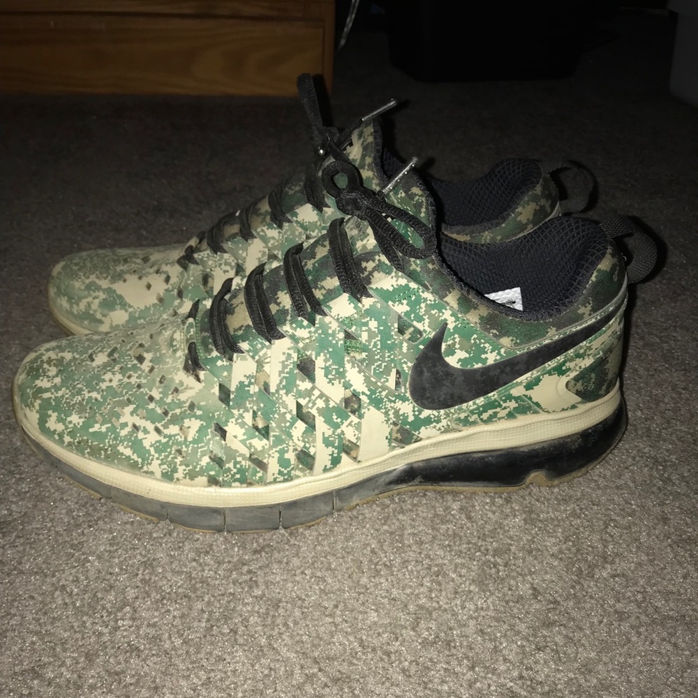 Men’s camo Nikes